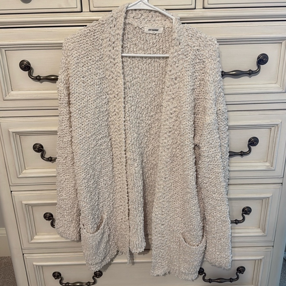Women’s small/medium popcorn oversized sweater